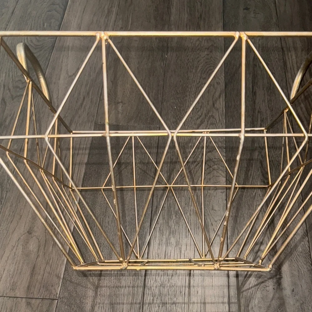 Gold and silver rustic like Wire Storage Basket